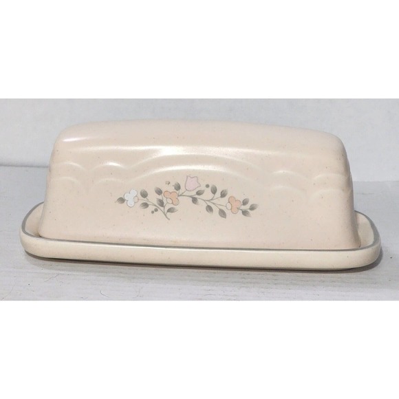 Pfaltzgraff Vintage Butter Dish Remembrance Pattern 028 Cottage Ware - Picture 4 of 14